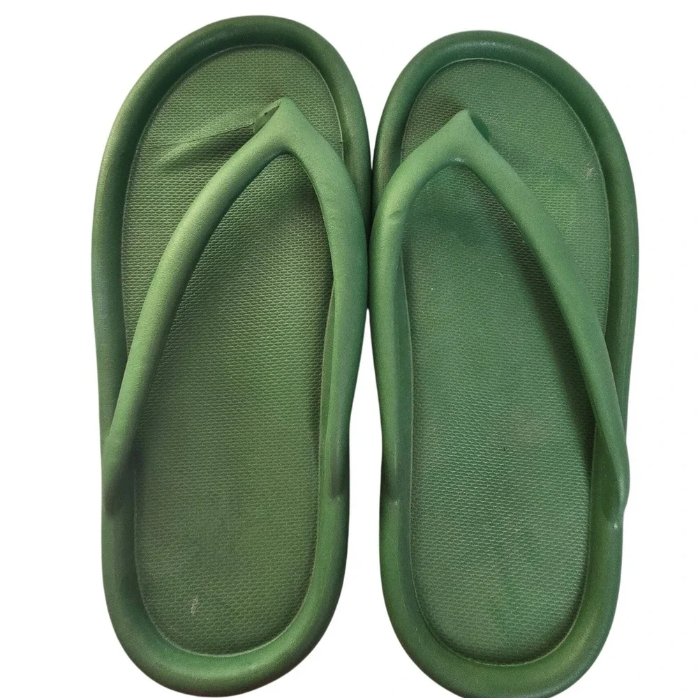 Green Foam Platform Flip Flops Cushioned Thong Sandals EU 42-43 Beach Spa Slides